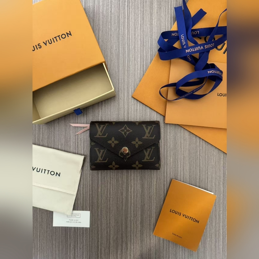 Louis Vuitton Victorine Wallet